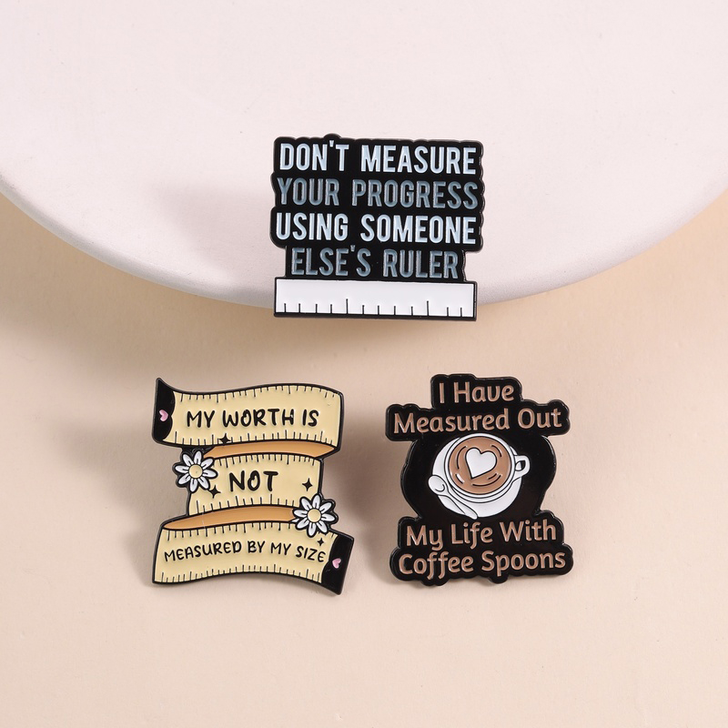 Zelfliefde pin met lichaamspos - Body Jewelry Measurements recensie en prijs